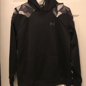 Boys Under Armour hooded sweatshirt